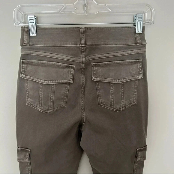 Spanx Stretch Twill Ankle Cargo Pant Khaki Green Size Small - Picture 4 of 7